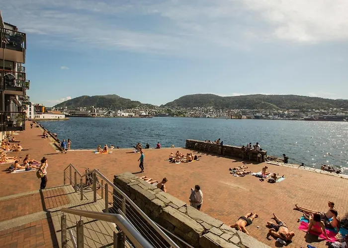 Pearl In Historic Street & Easy Check-in Bergen